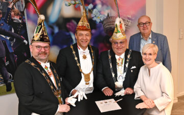 GEMEENTE KERKRADE OMARMT VOLKSFEEST CARNAVAL